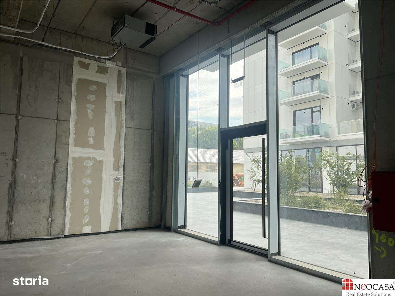 Spatiu comercial generos | Terasa de 90 mp | ONE Cotroceni Park - Imagine principală: 4/11