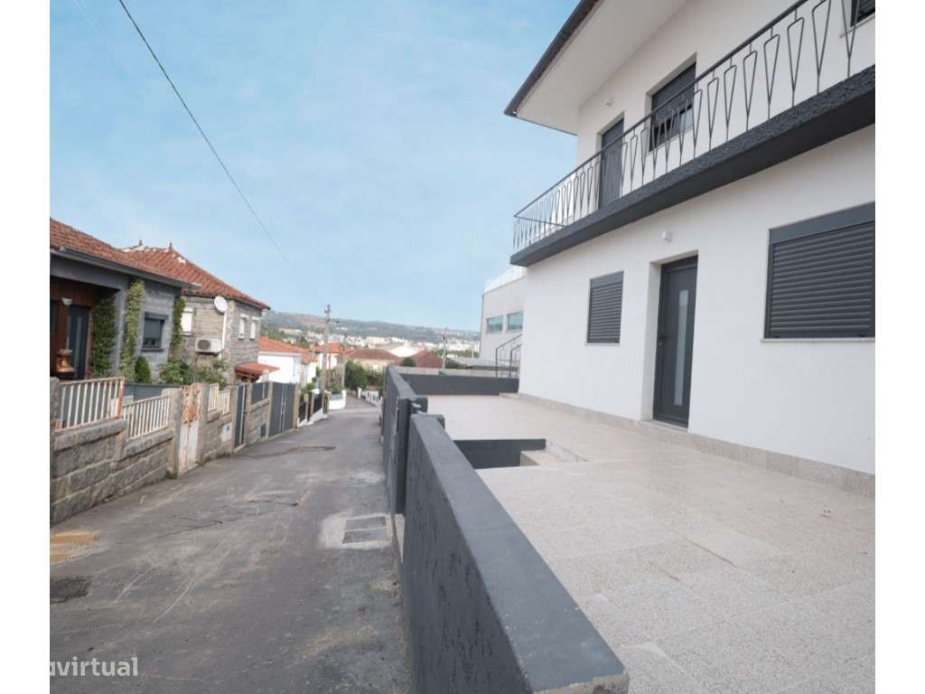 Andar Moradia - T1+1 - Grande imagem: 2/8