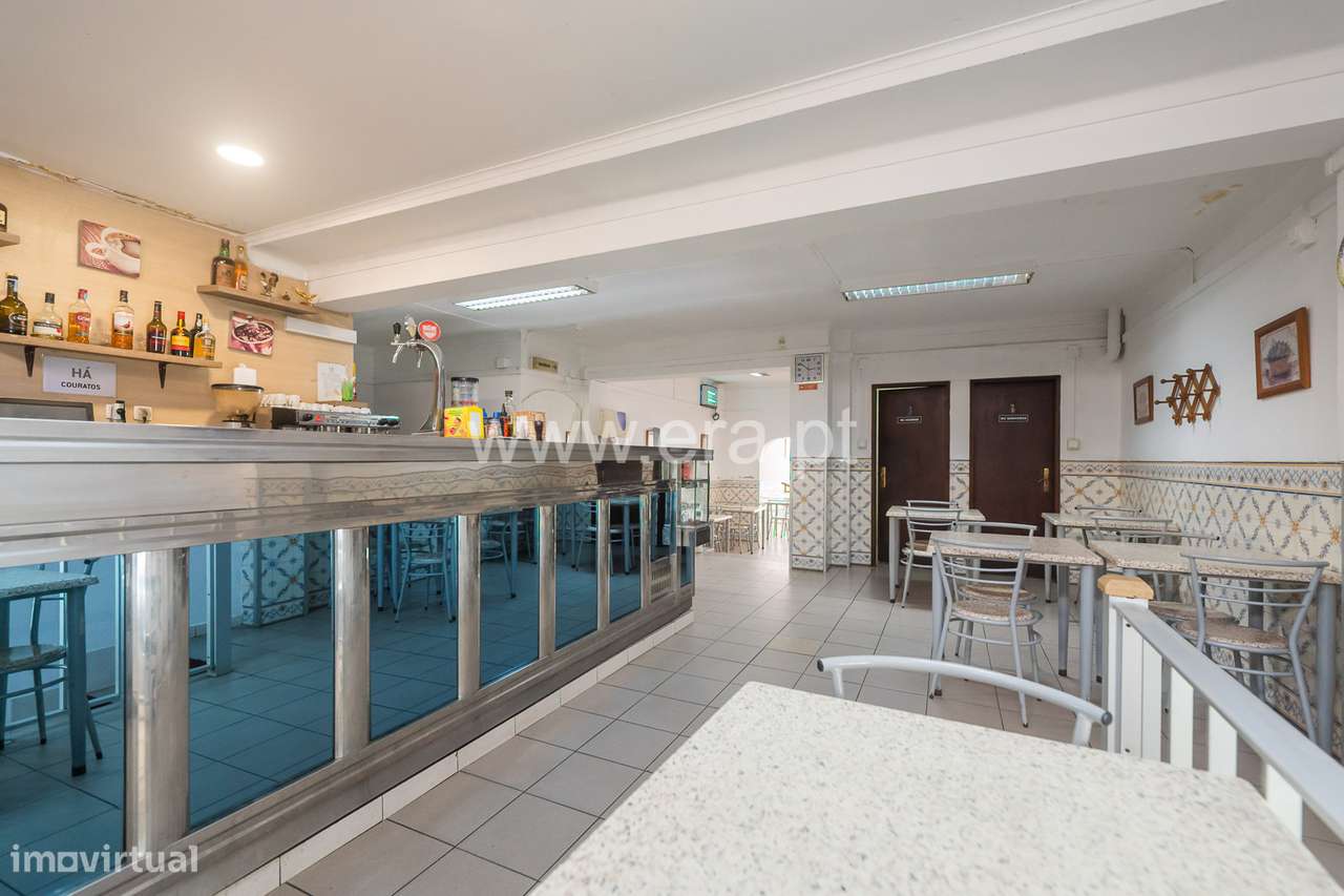 Trespasse - Restaurante / Café em Odivelas-9