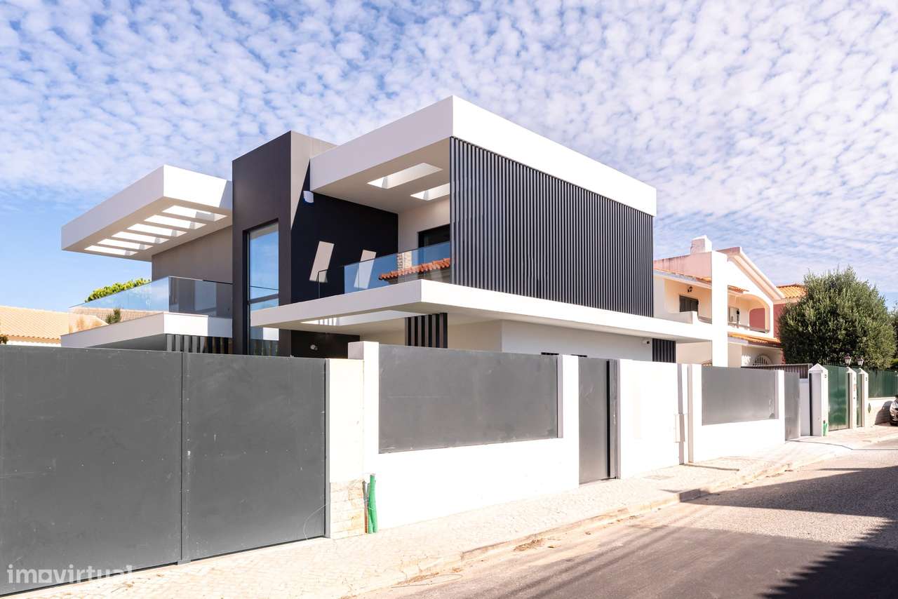 PARA VENDA: Moradia T4 Isolada com Jardim e Piscina na Aldeia de Juzo,-29