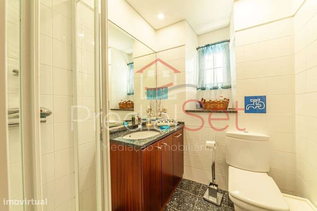 Quinta com Moradia de 6 assoalhadas com piscina - Loures-Lisboa-41