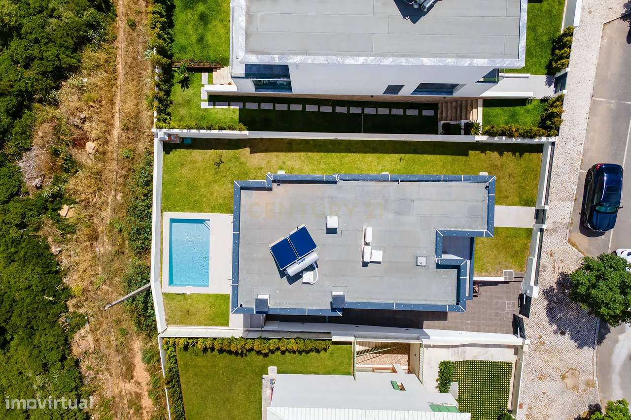 Moradia T4 isolada | Quinta D. Isabel de Abreu com garagem e piscina-48