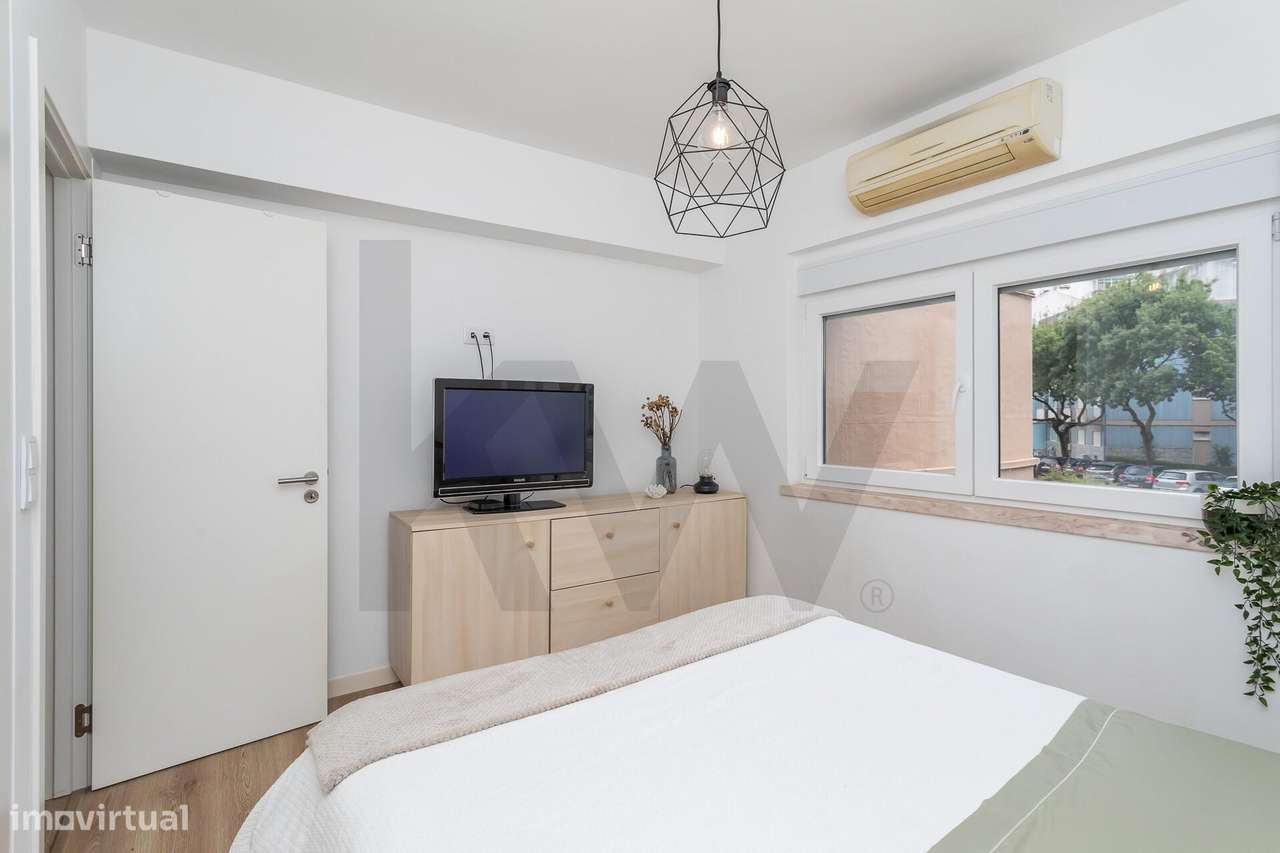 Apartamento T2 em Carnaxide - ONDE A PERSONALIDADE E O REQUINTE SE SEN-21