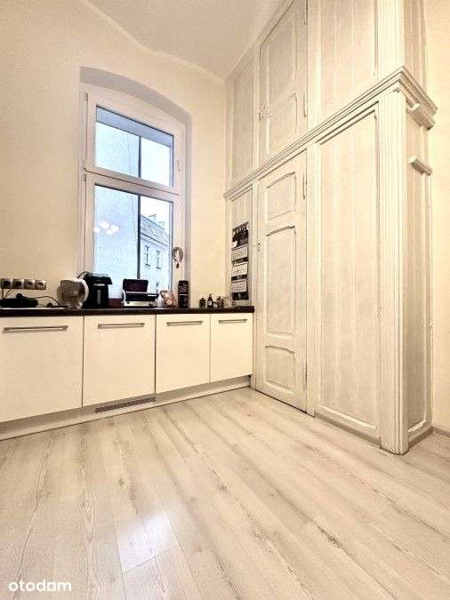 Super lokalizacja z widokiem na Aleję Fontann-12