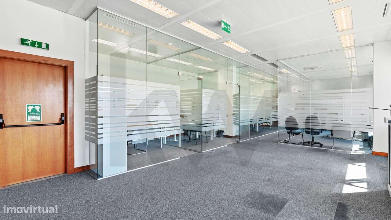 Escritório Moderno de 135 m2 c/ 5 Estacionamentos no Neopark, Carnaxid - Grande imagem: 5/23