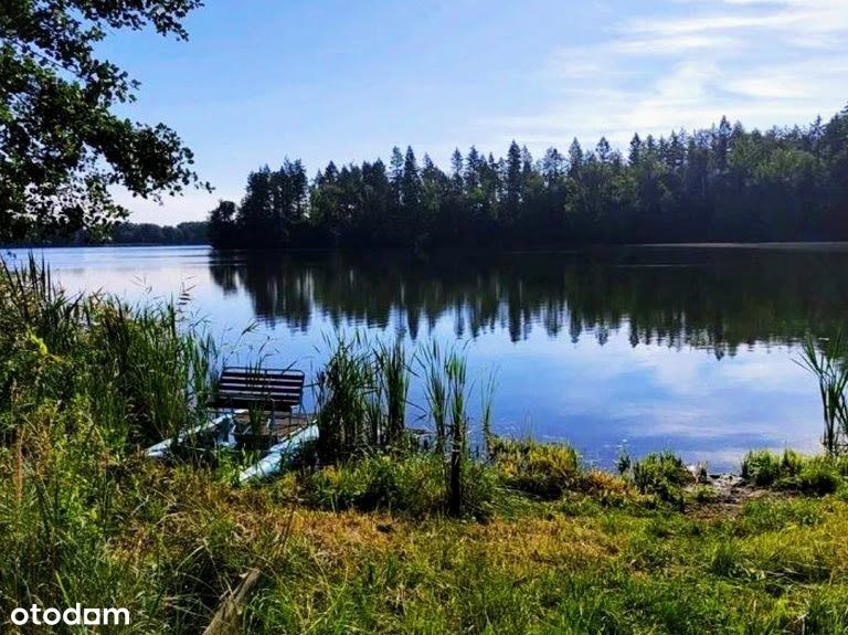 Działka Nad Jeziorem. Lipiany. Pomorze Zachodnie.