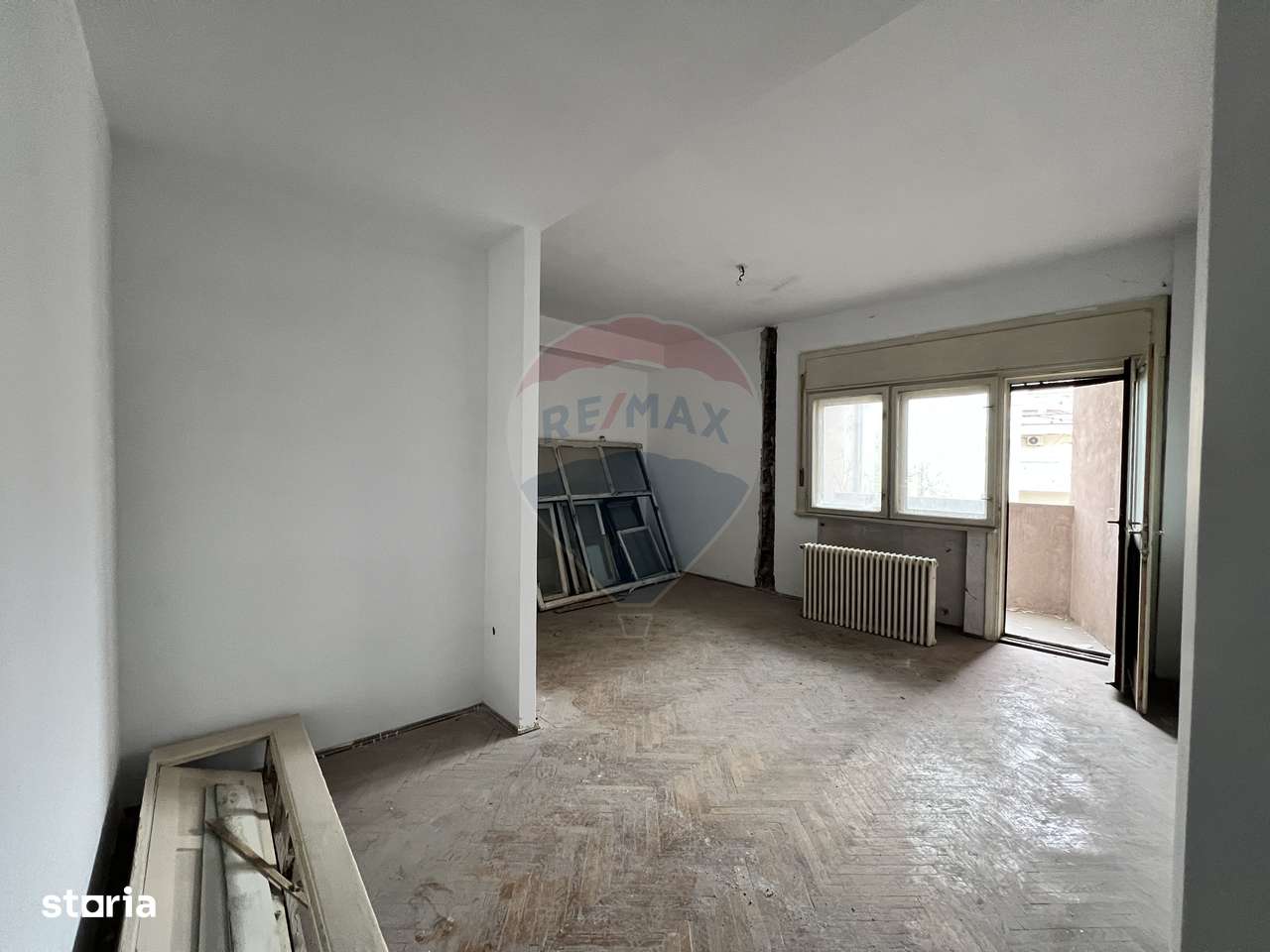 Garsonieră cu poveste, în inima Bucureștiului – lângă Parcul Cișmigiu - Imagine principală: 4/13