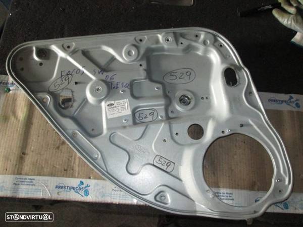 Elevador Sem Motor A045H23 FORD FOCUS SW 2006 5P TE - 1