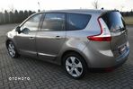 Renault Grand Scenic - 12