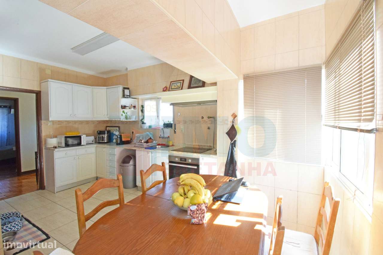 T4 c/ Garagem - Zona Alta da Covilhã - Grande imagem: 5/30