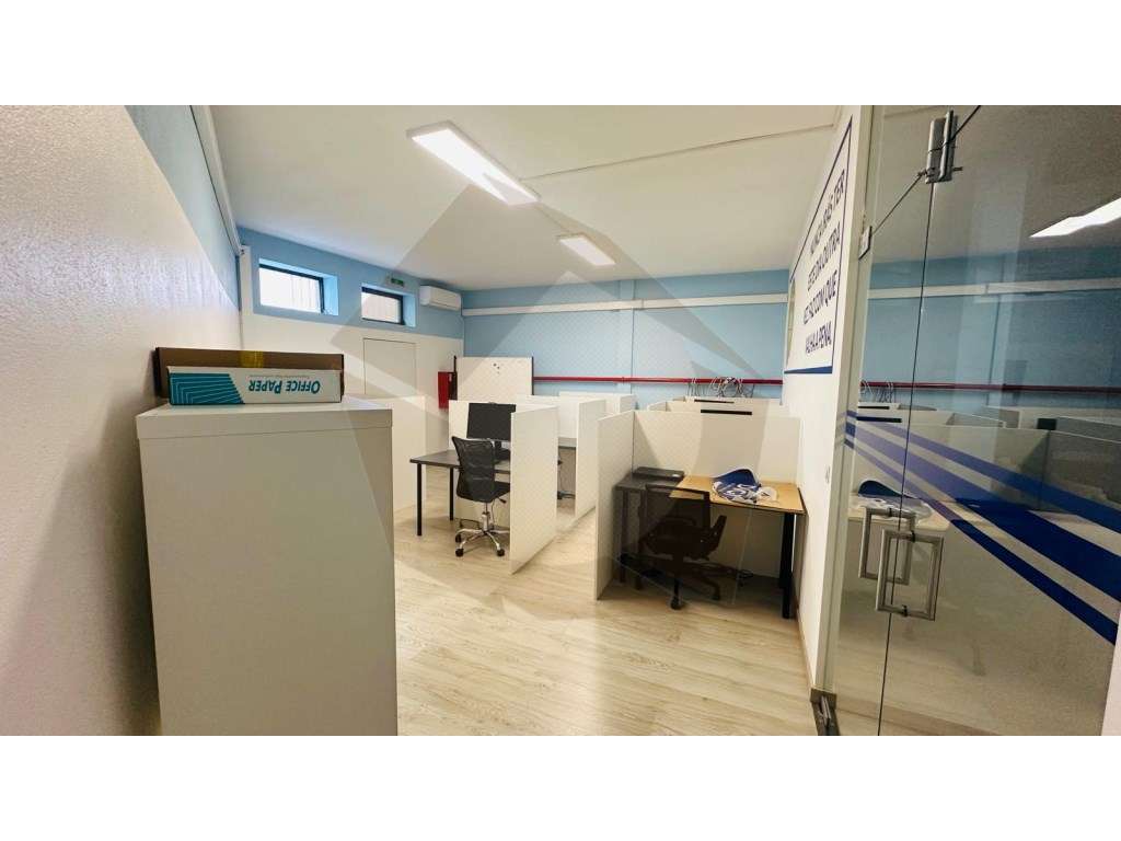 COMÉRCIO / SERVIÇOS - PORTO - Grande imagem: 5/11