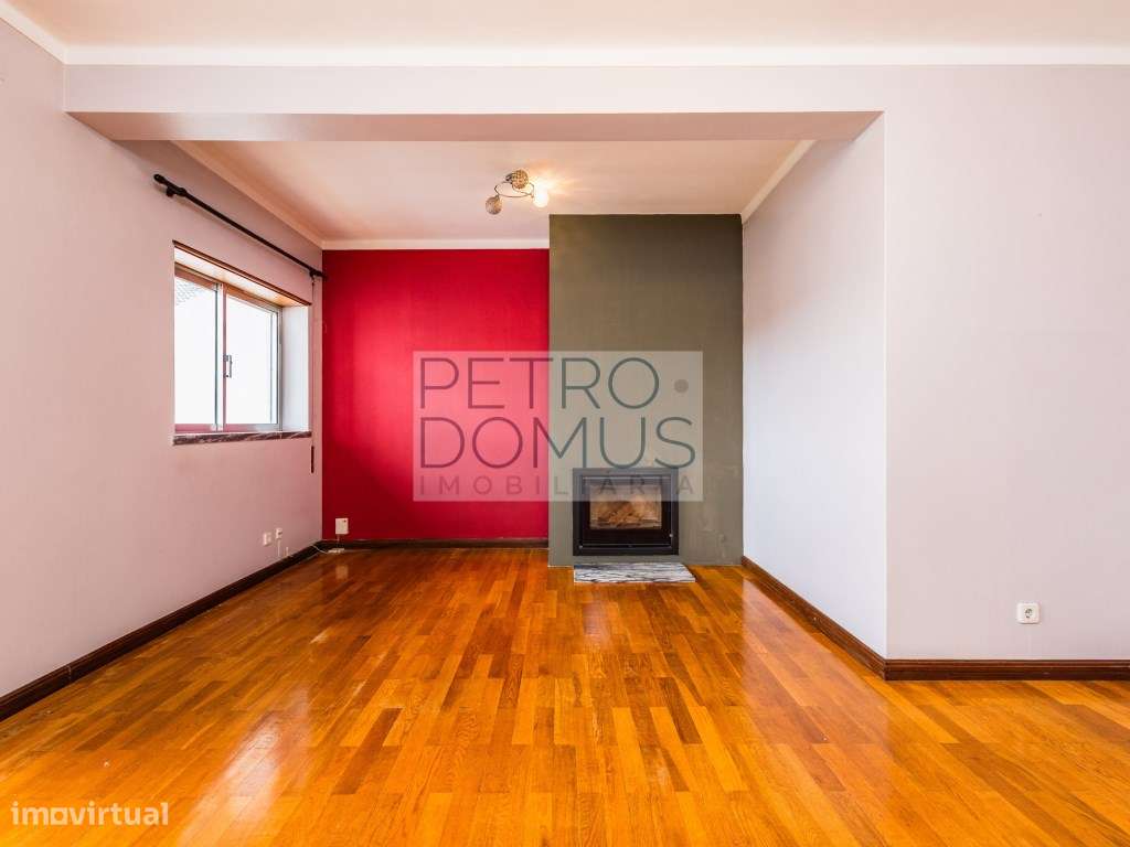 APARTAMENTO T3 | GARAGEM | VISTA CIDADE - Grande imagem: 2/25