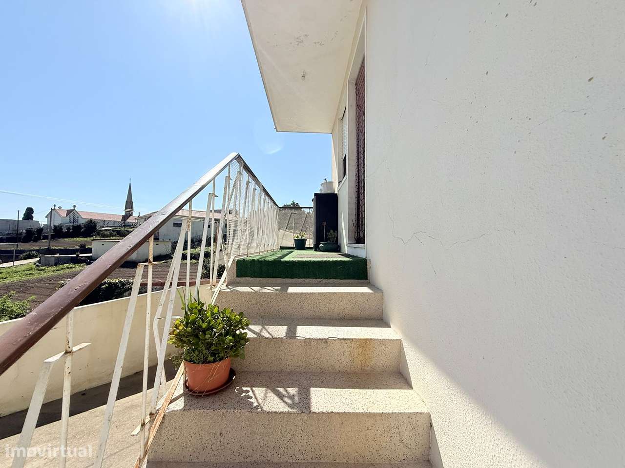 Moradia T3 | Box 2 Carros | Jardim | Exclusivo-15