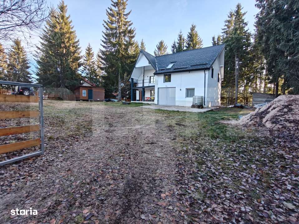 Casa de vacanta/locuit  7 camere, 420 mp utili, 1430 mp de teren, Mari - Imagine principală: 3/15