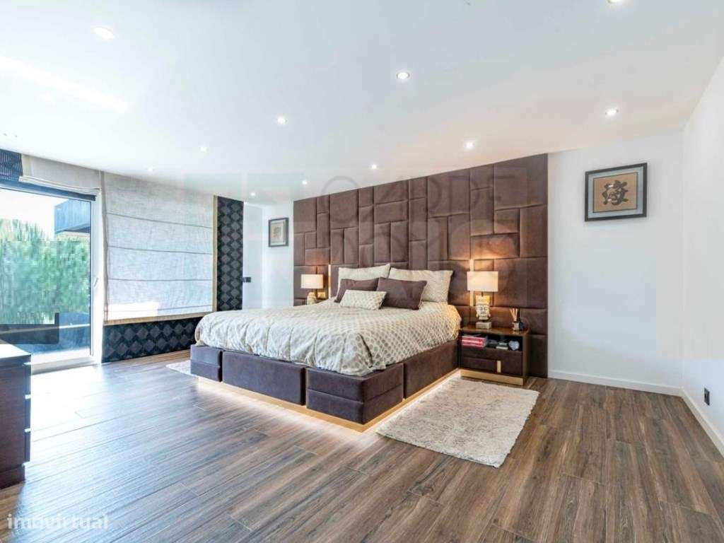 Magnifica moradia T4 com piscina na Urbanização Aroeira, em Santo E... - Grande imagem: 5/60