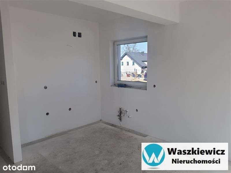 dom z piękną działką-3