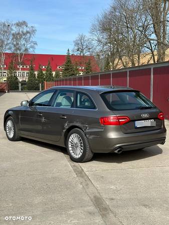 Audi A4 Avant 2.0 TFSI quattro Ambiente - 4