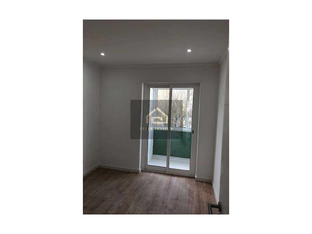 T3 Totalmente Remodelado, Alverca do Ribatejo!-28