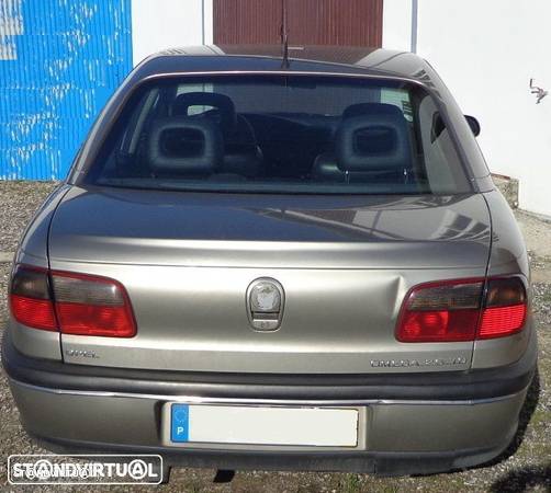 Peças Opel Omega 2.5 de 1997 (Gasóleo) - 2