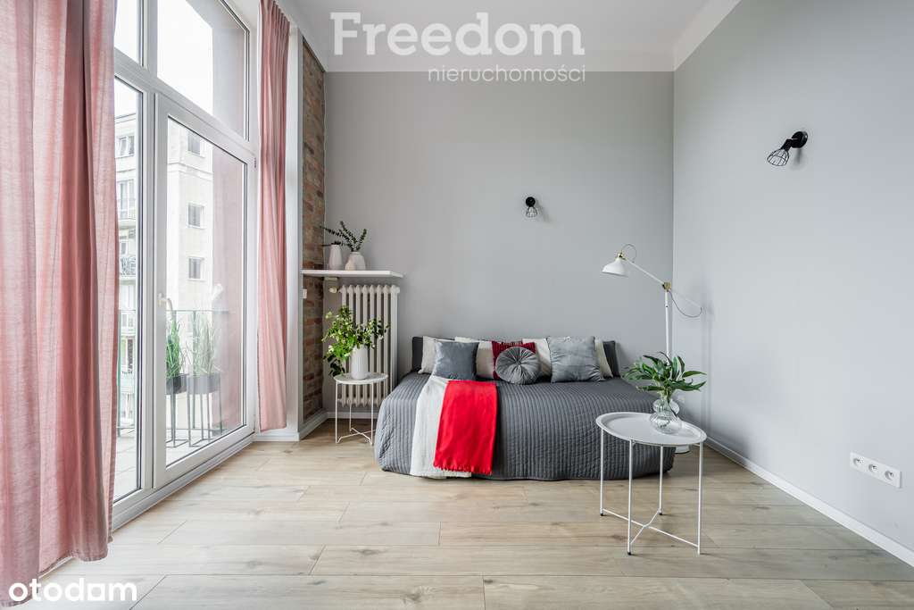 Świętokrzyska | Pokój z kuchnią przy metrze-0