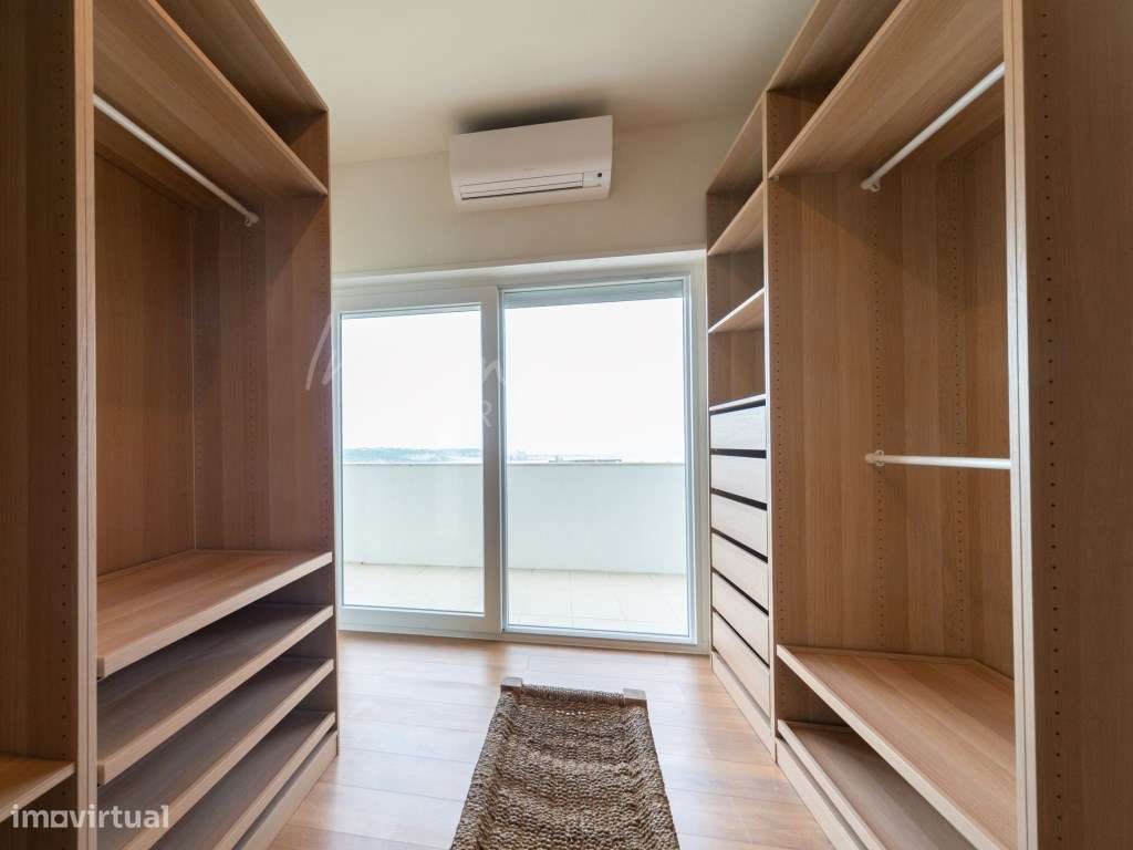 APARTAMENTO T4 TOTALMENTE REMODELADO NAS TORRES DO RESTELO, COM VIS...-24
