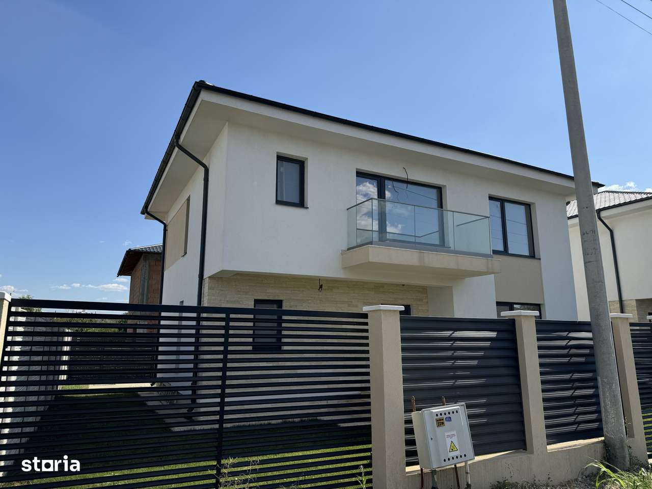 Vila Moderna Tunari, zona Buna, curte 300m - Imagine principală: 1/20