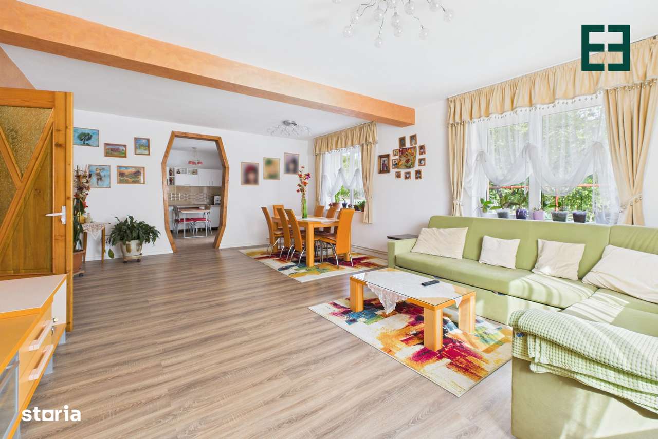 Casă tip Duplex cu 8 camere  - Zona Bujac - Arad - Imagine principală: 5/20