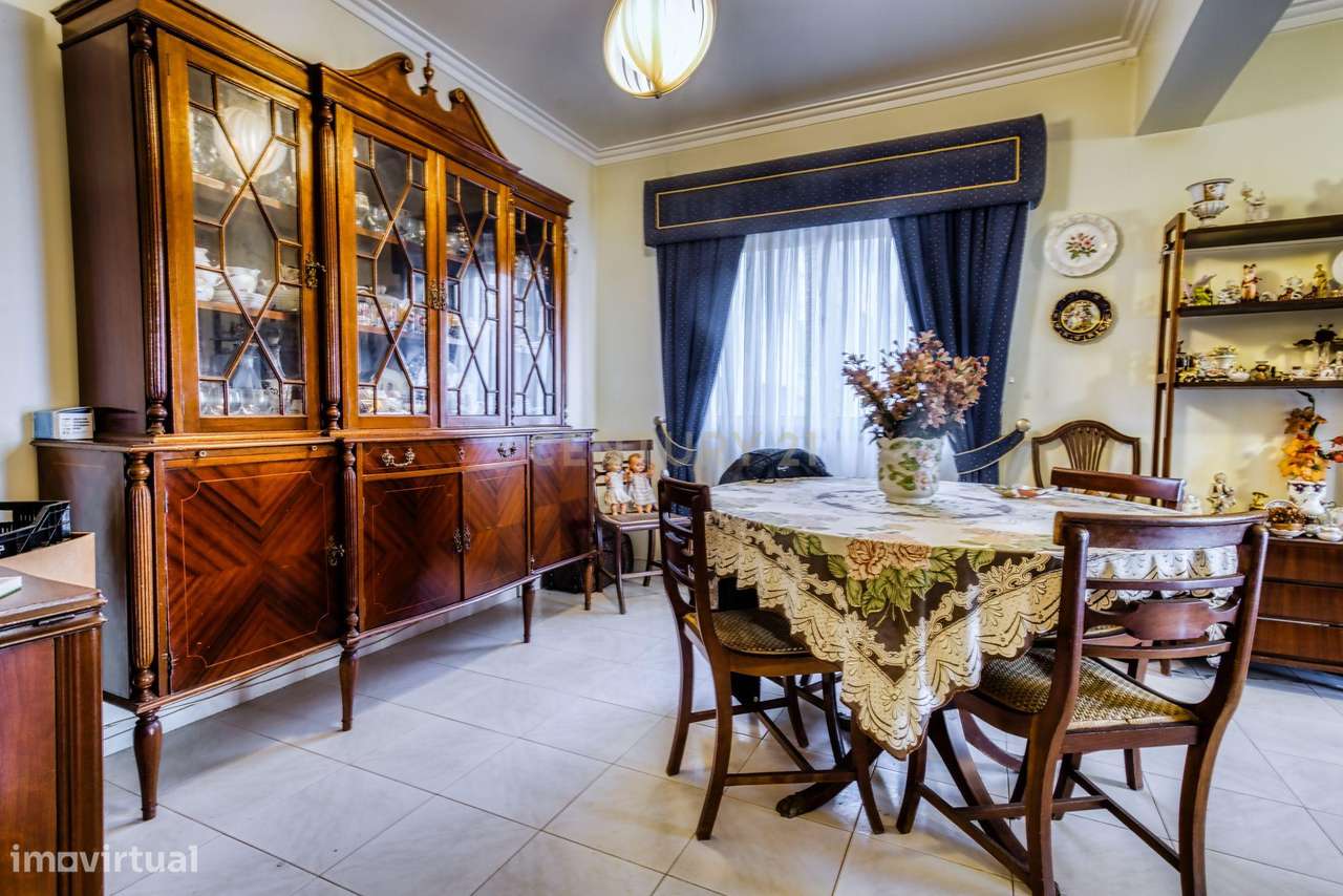 Apartamento T2 com excelentes áreas e 2 casas de banho na Rinchoa, Rio - Grande imagem: 4/24