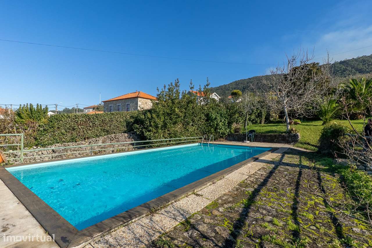 Exclusividade e Mar: Refúgio em Pedra em Carreço - Grande imagem: 4/44