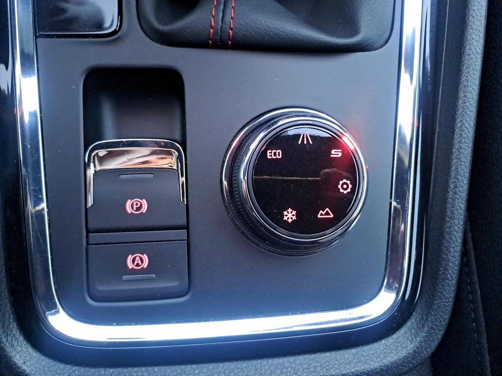 SEAT ATECA 2.0 TSI FR 4Drive DSG Salon PL ASO