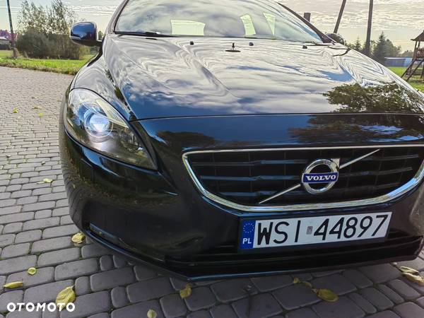 Volvo V40 T4 Momentum - 3