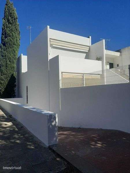 Vilamoura centro - r/c de moradia T2 com jardim - Grande imagem: 5/7