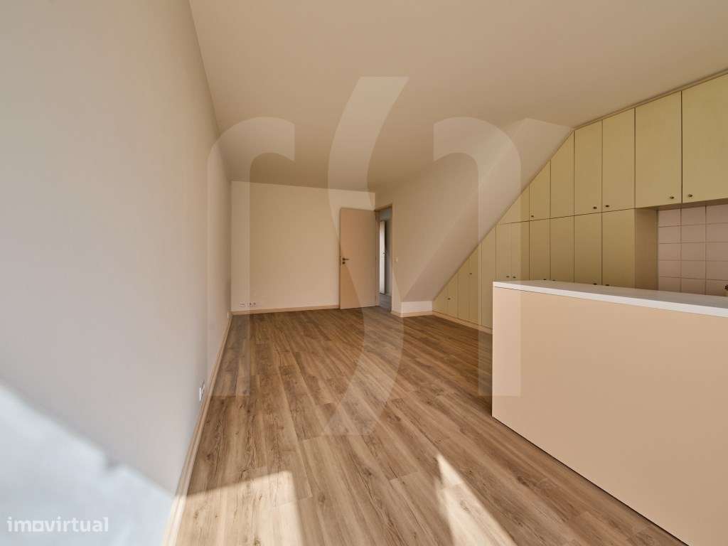 Arrendamento apartamento T5 Duplex | Porto-22