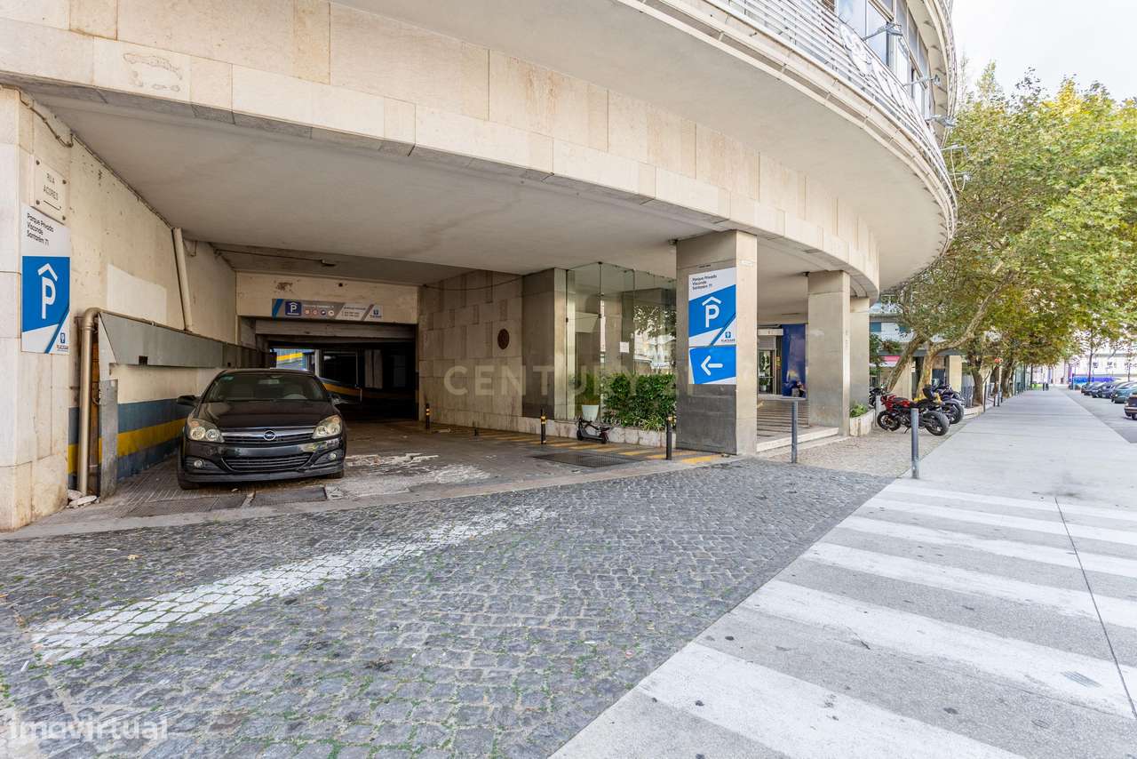 Espaço comercial versátil junto ao Saldanha / Arco do Cego, Lisboa-39