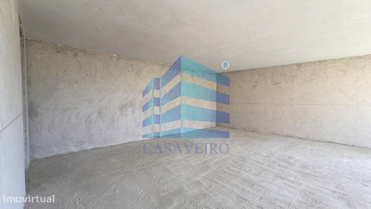 Moradia T3+1 Isolada com Piscina em Santa Joana-20