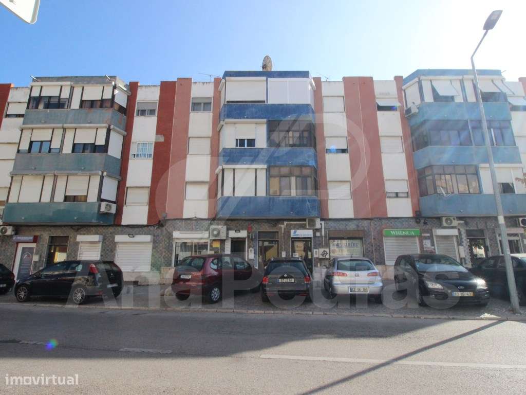 **Excelente T2 no Alto do Seixalinho - Barreiro**-9