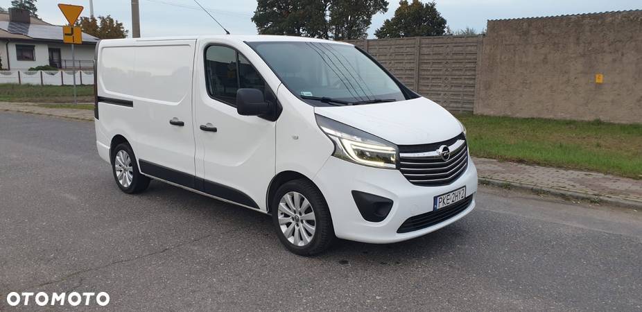 Opel Vivaro - 18