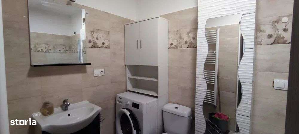 Apartament 2 camere semidecomndate, zona strazii Eroilor, Floresti - Imagine principală: 5/7