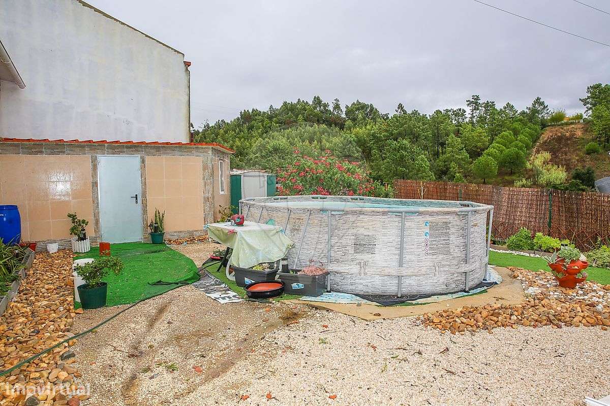 Moradia T4 para venda-26