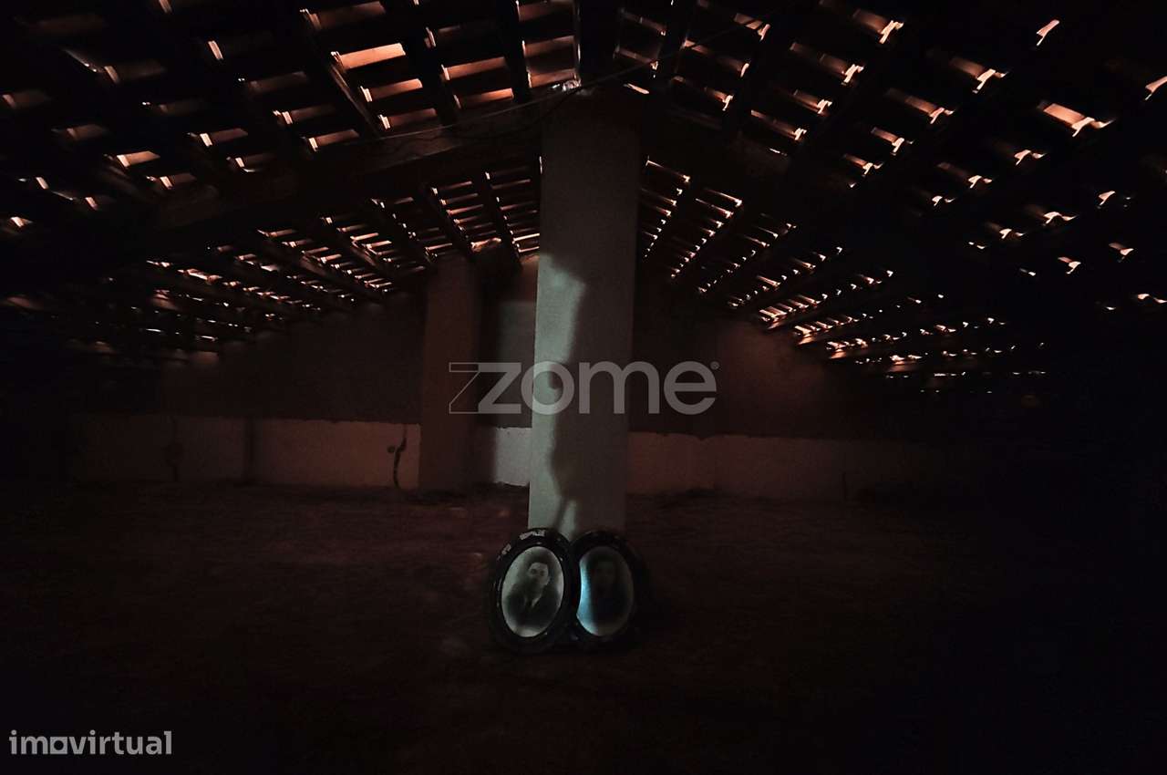 Moradia V6 no centro de São Marcos da Serra, em lote de 668m2-58