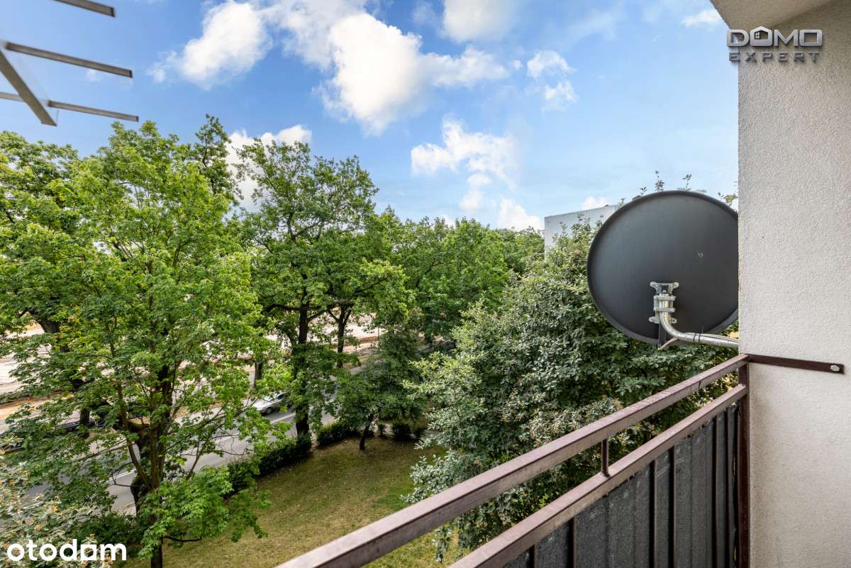 Trzy pokoje z balkonem w centrum-5