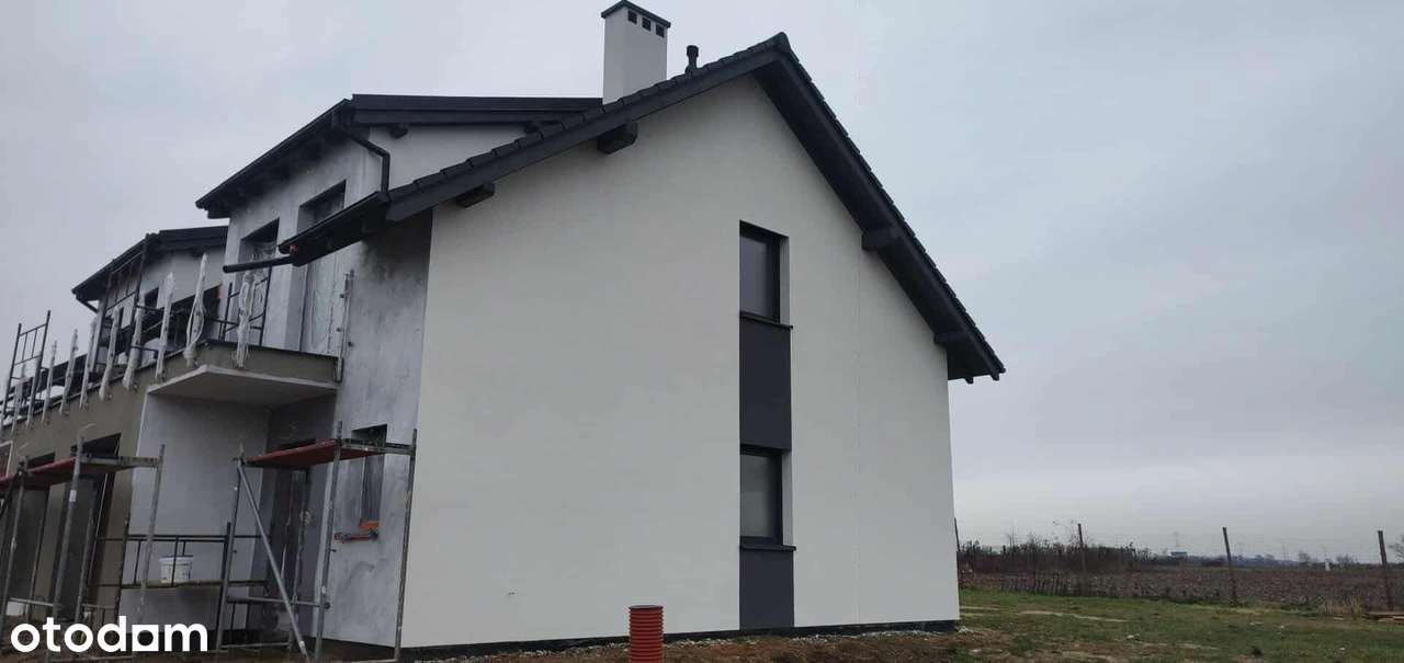 Nowoczesny dom w zabudowie bliźniaczej / OKNO HS - Pełny obrazek: 4/17