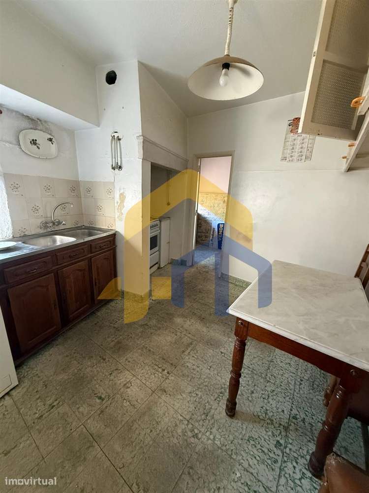 Moradia em Banda com Duas Habitações Independentes – Centro Histórico - Grande imagem: 4/19