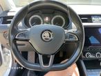 Skoda Octavia 2.0 TDI (Green tec) DSG Style - 12