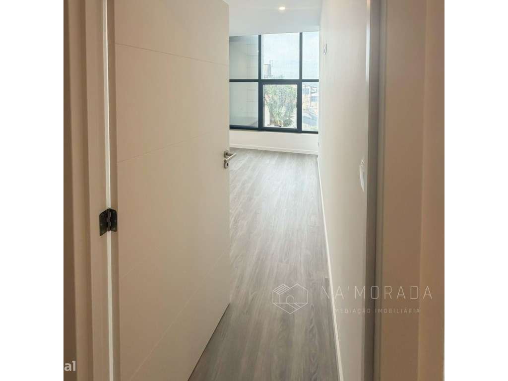 Apartamento T1 renovado em Santa Maria de Lamas - Grande imagem: 5/12