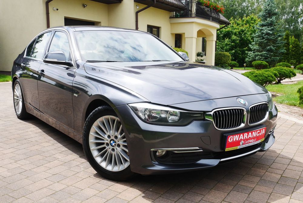 BMW 3 Series F30/F31 318d Luxury Line 2012