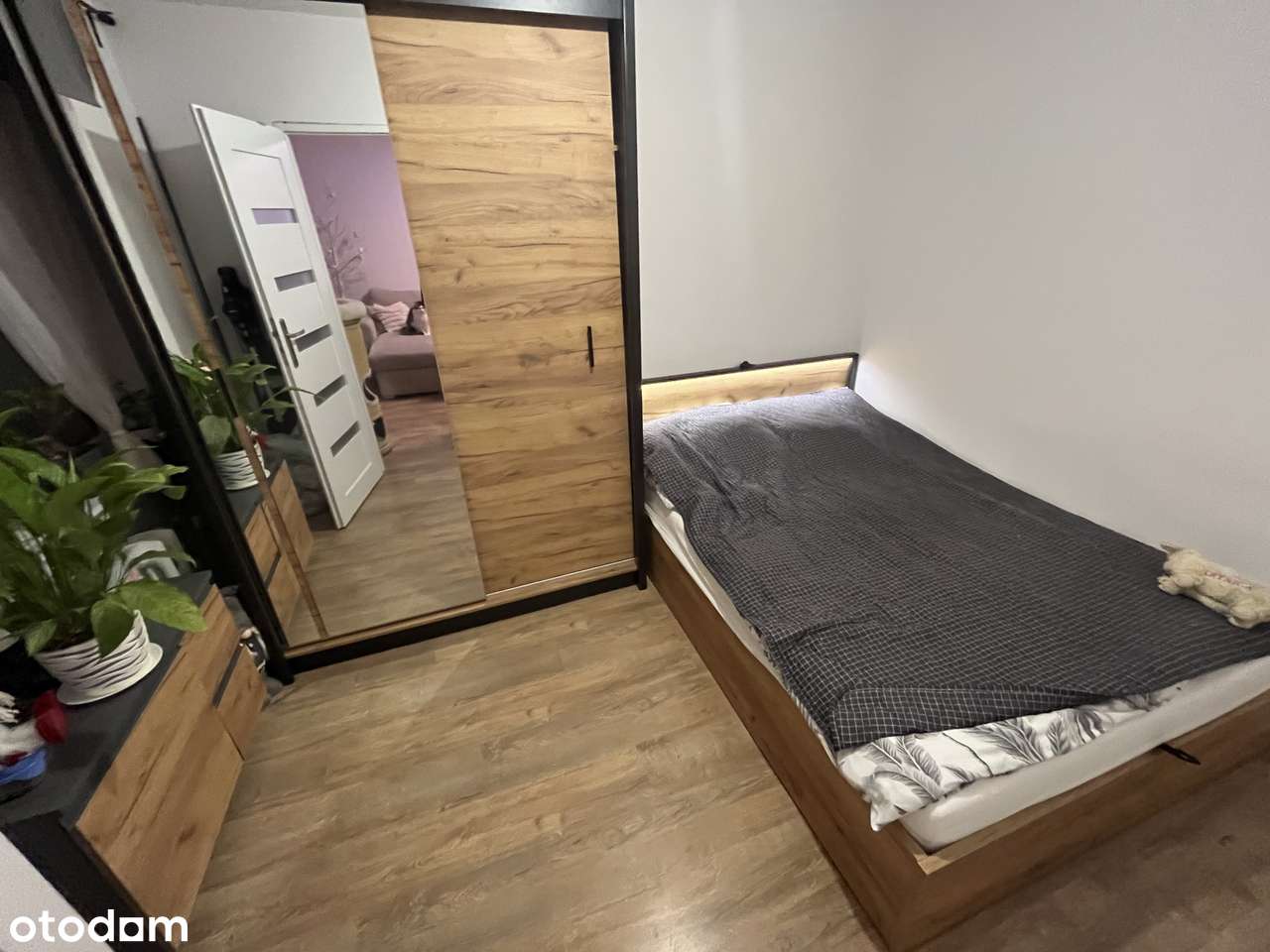 3 pok z balkonem po kapitalnym remoncie na I piętrze z wyposażeniem!-8