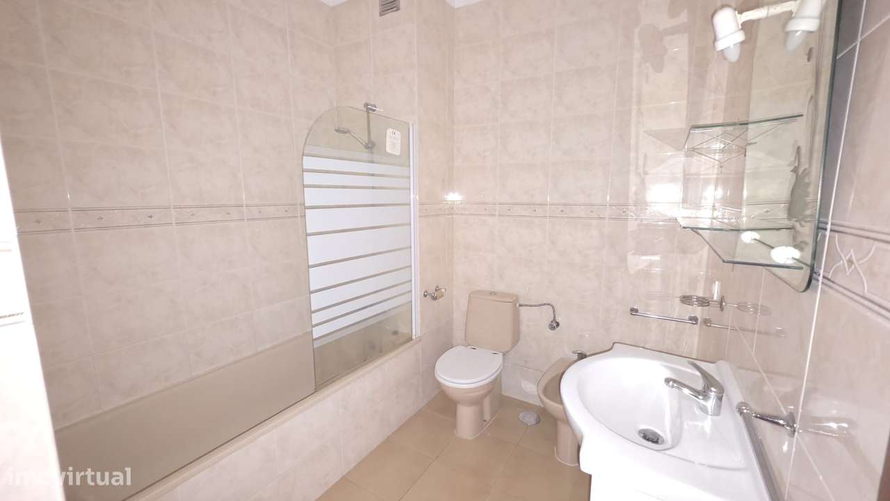 Apartamento T1+1 Vila Verde-Felgueiras-9