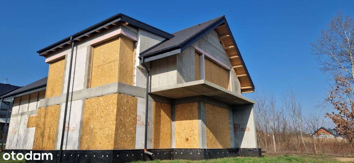 Blisko ośrodek sportowy Cracovia Training Center-0