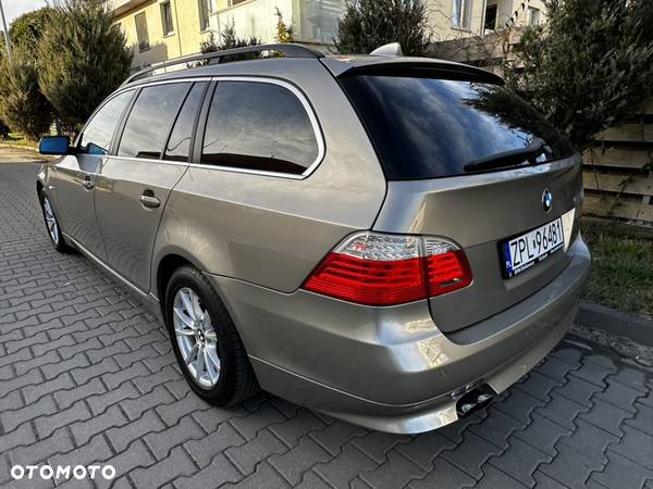 BMW Seria 5 523i Edition Exclusive - 3